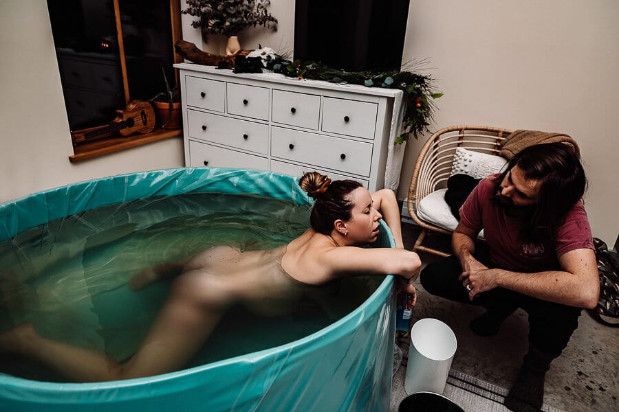 Maine-birth-photographer-midwife-doula-homebirth-34.jpg