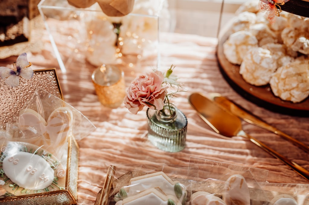 small pink carnation wedding decor