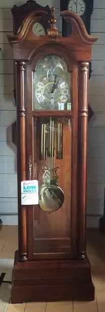 Ridgeway “The first States” Grandfather clock seal of the United
