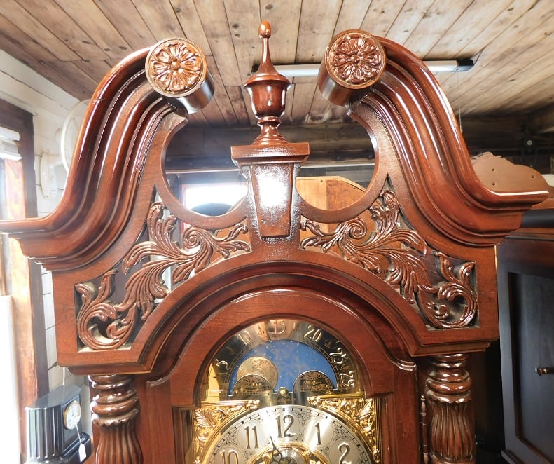 Howard Miller Ambassador 610—713 BENNETT - Clocks by Christopher