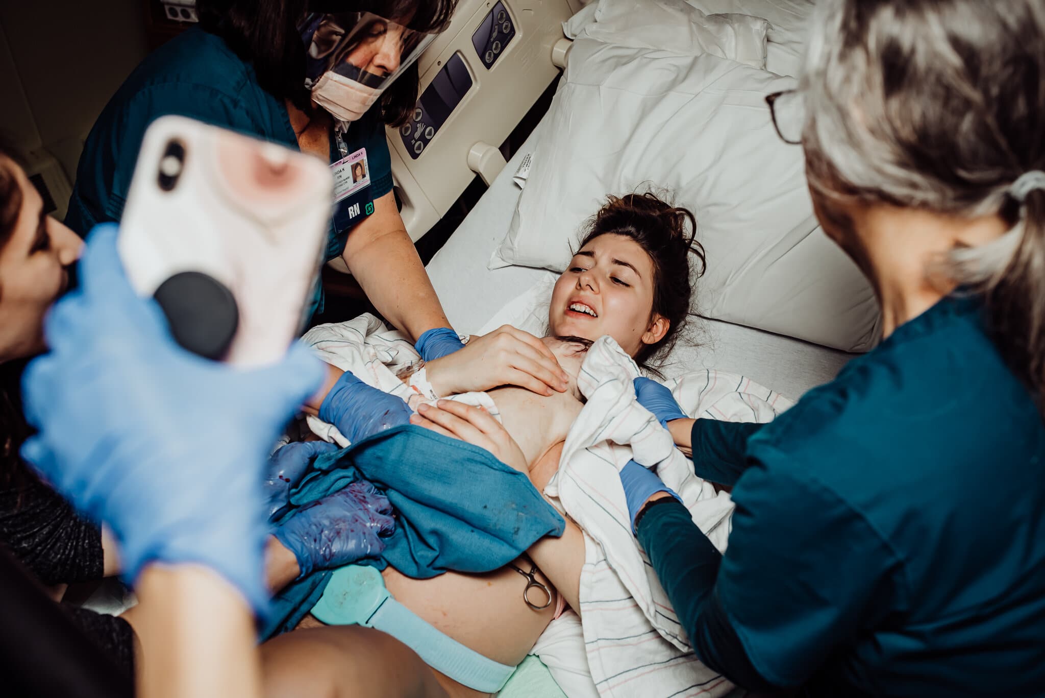 MaineBirthPhotographerMidwifeWatertubdelivery45.jpg