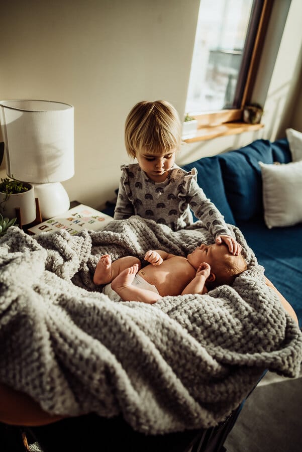 Maine-birth-photographer-midwife-doula-homebirth-42.jpg