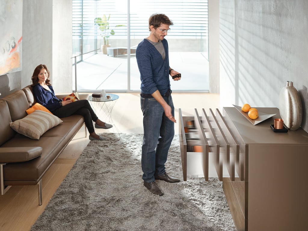 TIP-ON BLUMOTION für Boxsysteme bei Beat Bucher AG