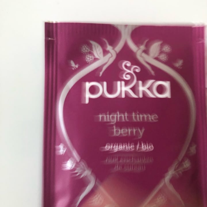 pukka-night-time-berry-nuit-enchant-e-de-sureau-review-abillion