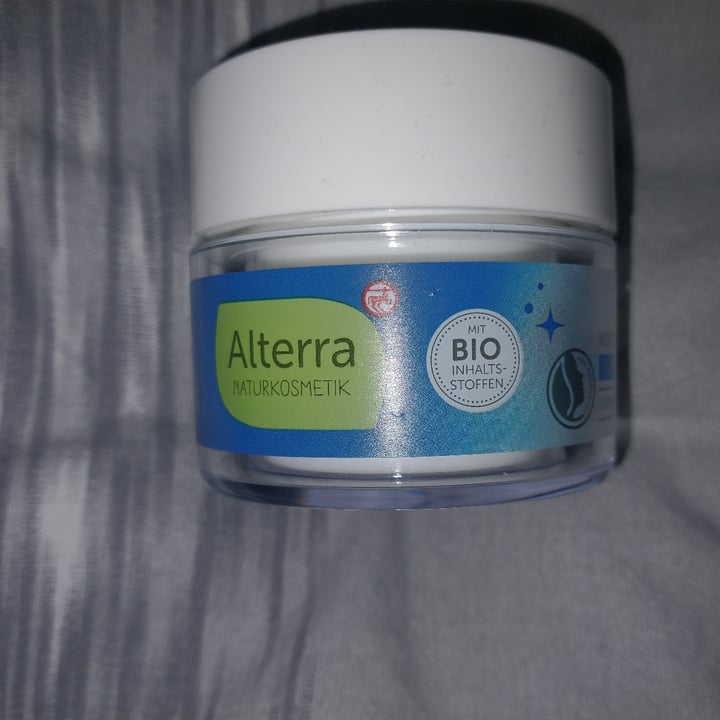 Alterra Sleeping creme Review | abillion