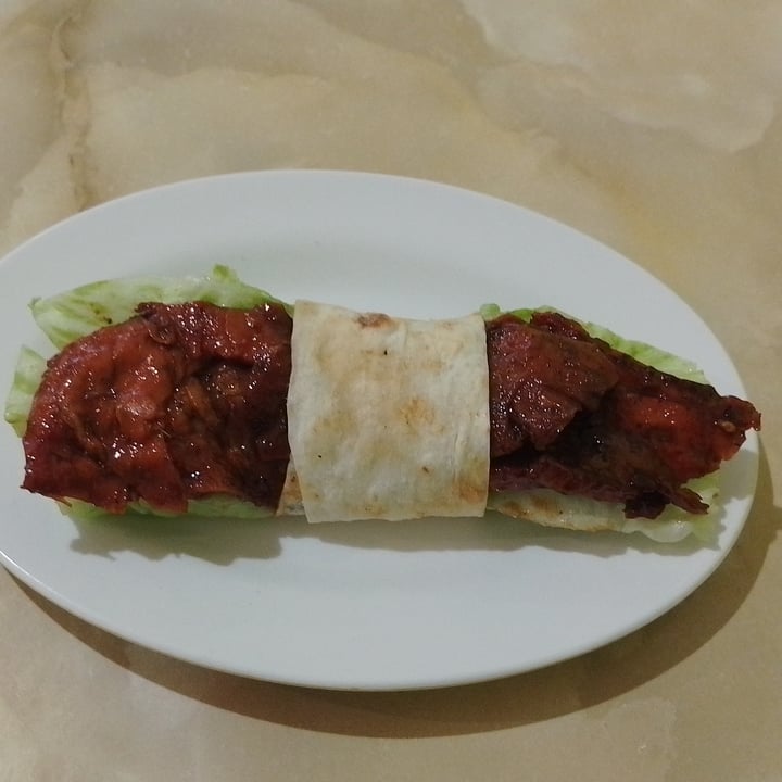 photo of Chai Vegetarian Cuisine Spicy Roll shared by @veganadam on  31 May 2023 - review