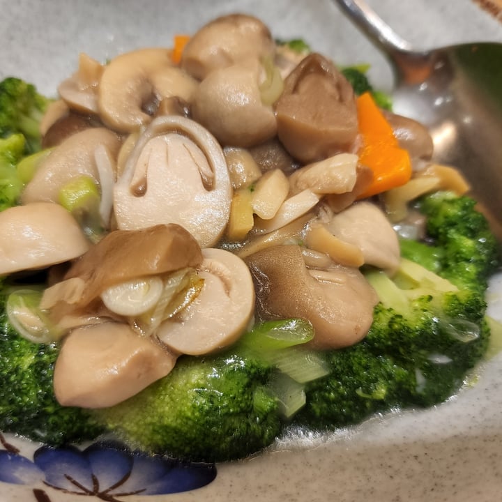 Wang Fu, Diliman, Quezon City, Philippines Reviews abillion