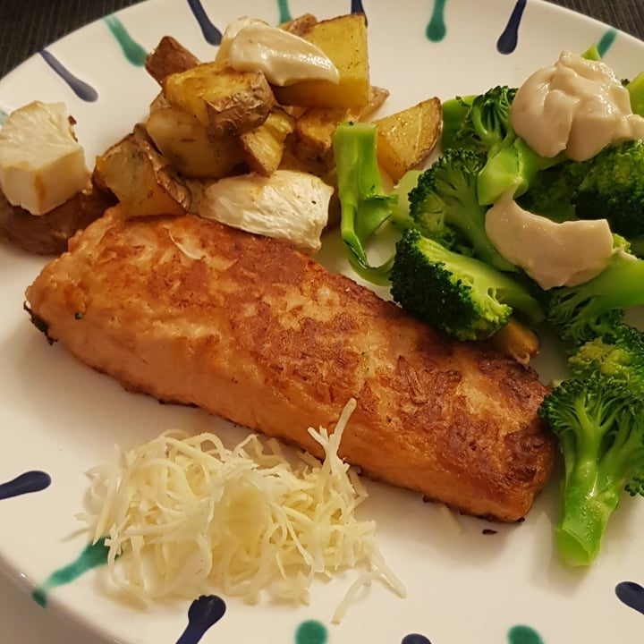 Vivera Plantbased Salmon Review | abillion