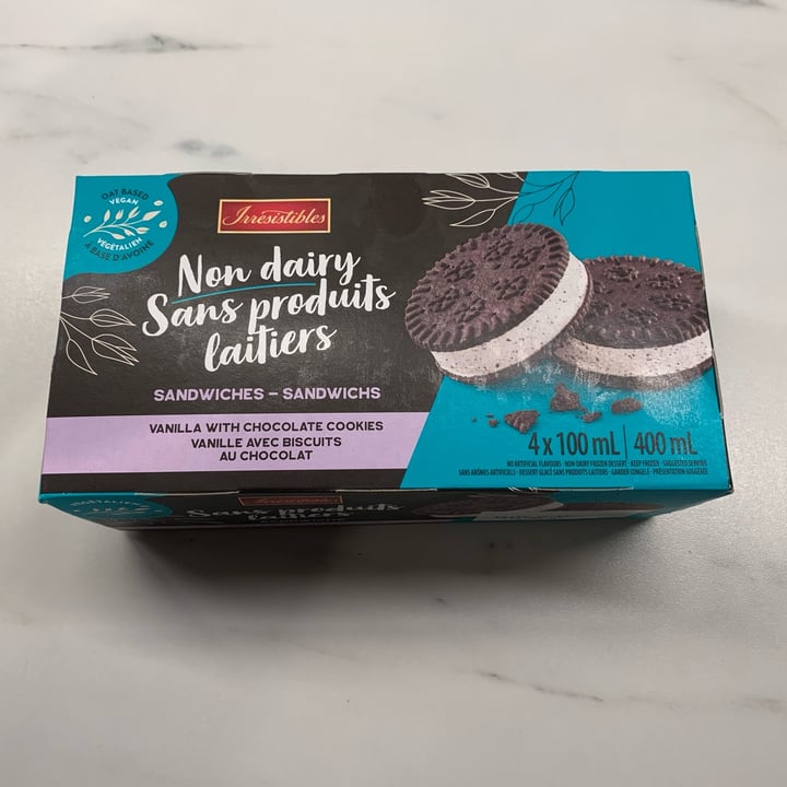 Irresistibles Non Dairy Sandwiches Vanilla with Chocolate Cookies