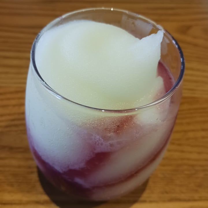 photo of Chili's Grill & Bar Sangria 'Rita shared by @heartartichokehearts on  01 Jun 2023 - review