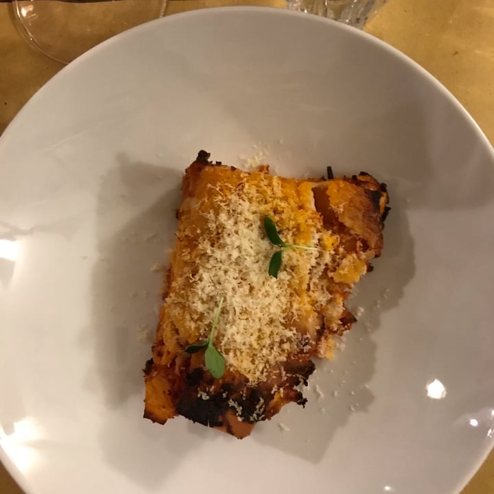 photo of La Società dei Carbonari lasagna vegana shared by @nuritveg13 on  26 Mar 2023 - review