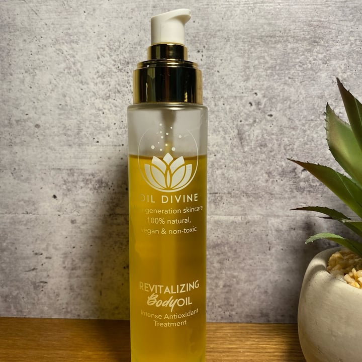 Oil Divine Revitalizing Body Oil Review abillion