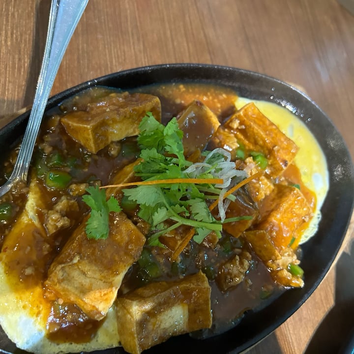 Leaf Corner Toa Payoh, Singapore Hot plate tofu Review abillion