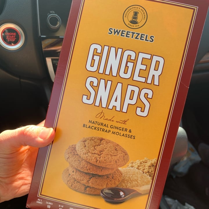 Sweetzels Ginger Snaps Review abillion