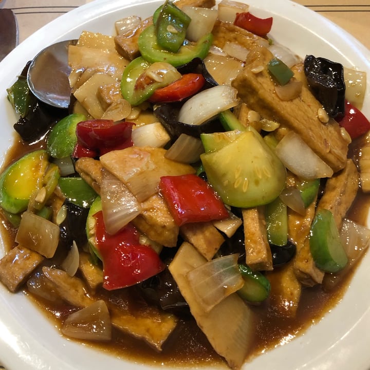 Restaurant Chinatown Belgrano, Argentina Tofu con vegetales Review