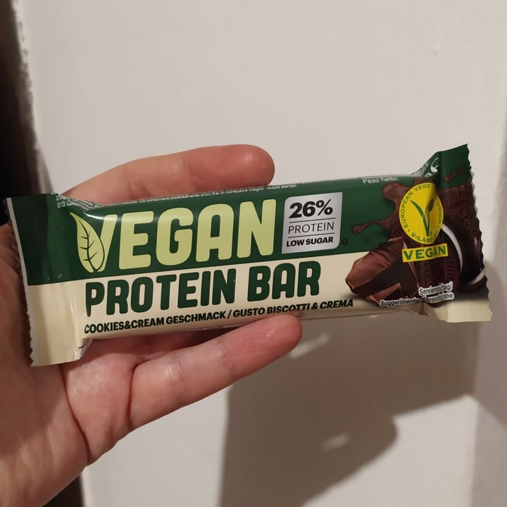 Lidl Vegan Protein Bar Cookies & Cream Review abillion