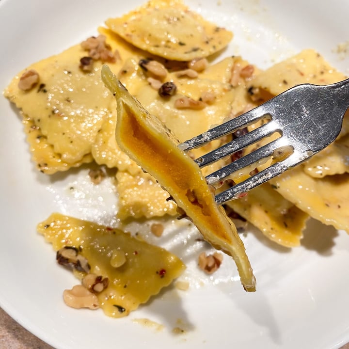 photo of Woodstock Organic Butternut Squash Ravioli shared by @veganrecipesandvibes on  16 May 2023 - review