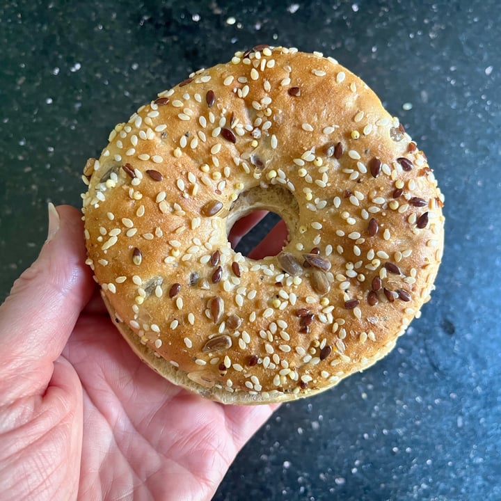 Warburtons Seeded protein bagel thins Review abillion