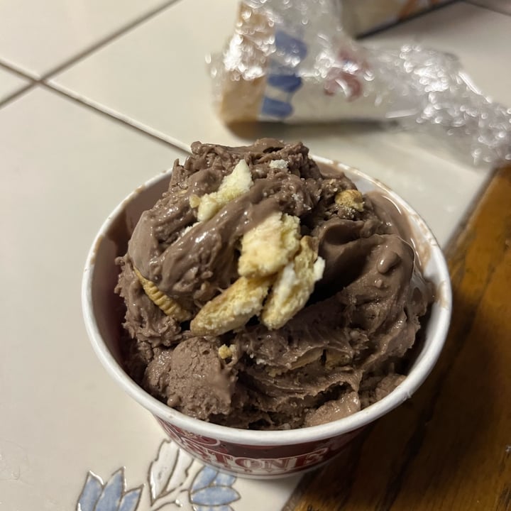 Cold Stone Creamery Orlando, United States Silk Almondmilk Chocolate