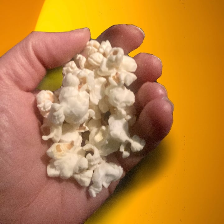 photo of Lesser Evil Organic Popcorn No Cheese Cheesiness shared by @glutenfreevee on  29 Apr 2023 - review