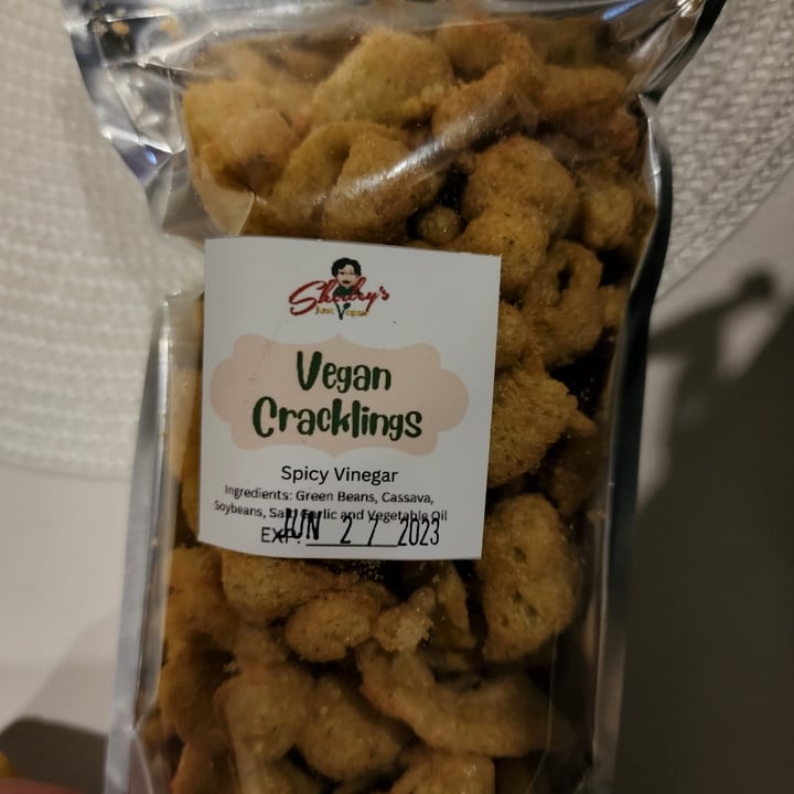 Shirley's just vegan Vegan Cracklings Spicy Vinegar Review abillion