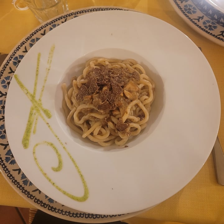Don Beta Volterra, Italy Pici Ai Porcini e Tartufo Review abillion