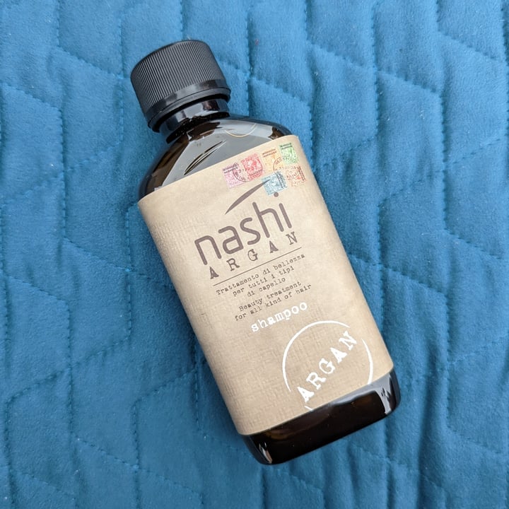 Nashi Shampoo Review abillion