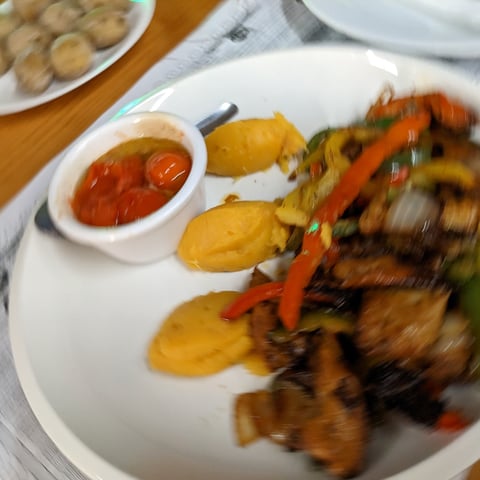 Salteado De Heura Con Verduras Y Soja