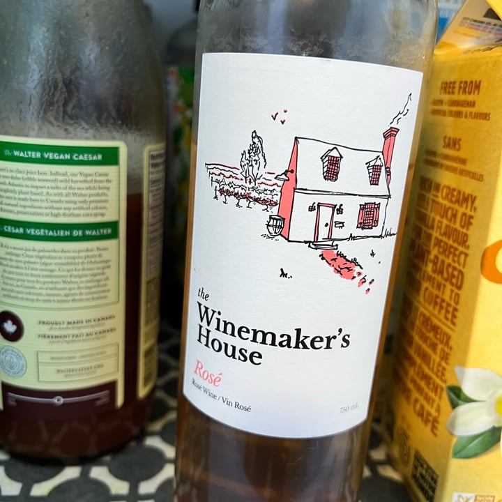 Tangled Vines The Winemaker’s House Rosé Blend Review abillion