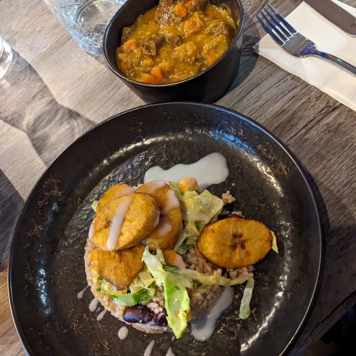 Jam Delish United Kingdom Curry "Goat" Review abillion