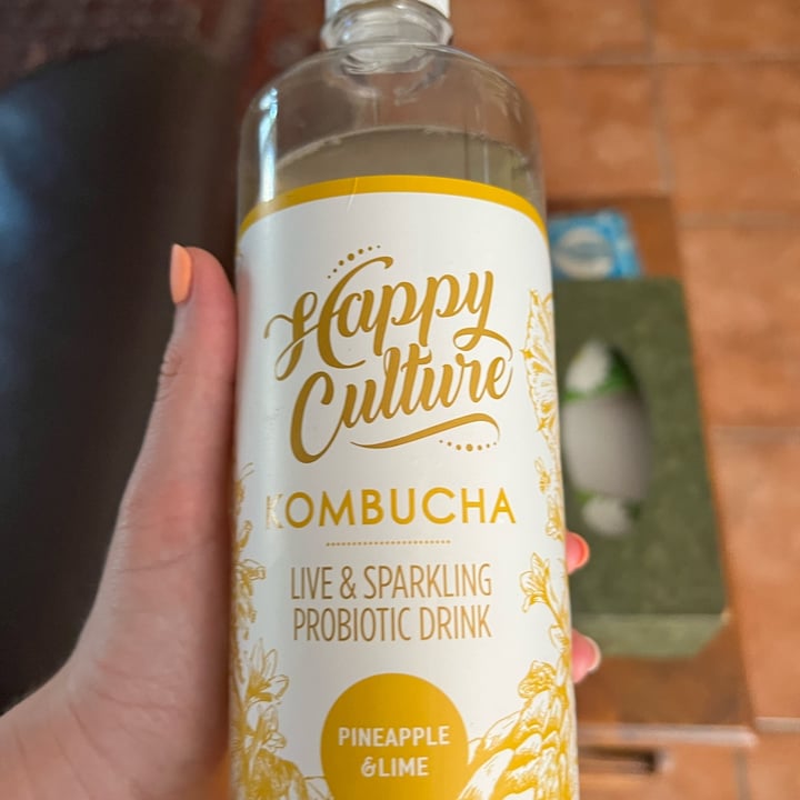 Happy Culture Kombucha Pineapple and Lime Kombucha Review abillion