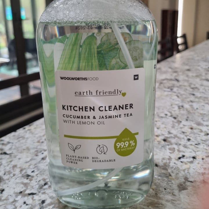 photo of Woolworths Kitchen cleaner Cucumber and jasmine tea with lemon oil shared by @tilana85 on  16 Mar 2023 - review