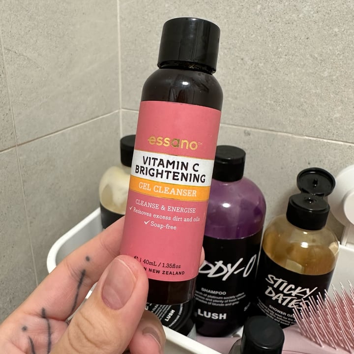 Essano Vitamin C Brightening Gel Cleanser Review abillion