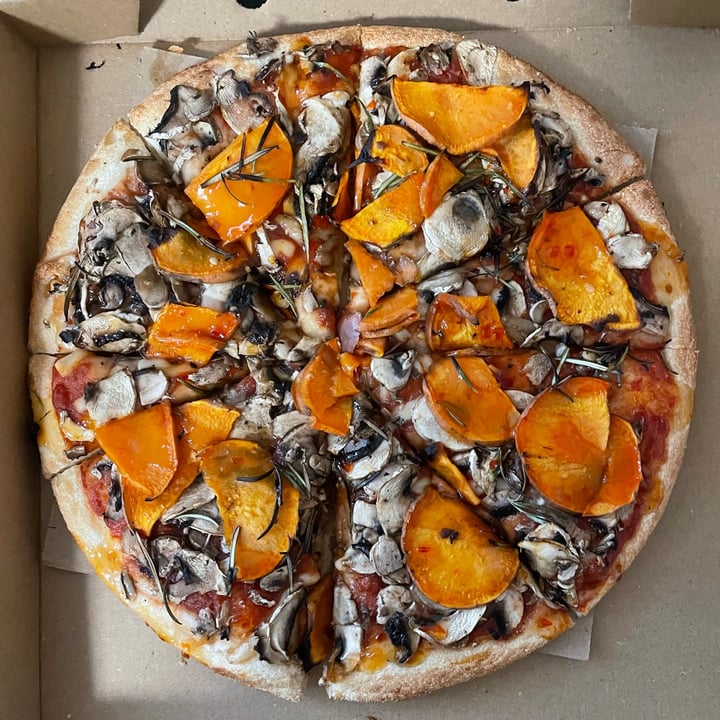 Pizza Capers, Clayfield, Australia Reviews abillion