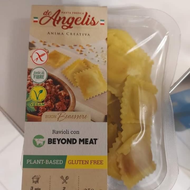 photo of De Angelis Pasta Fresca Ravioli con Beyond Meat shared by @daxvegan on  11 Apr 2023 - review