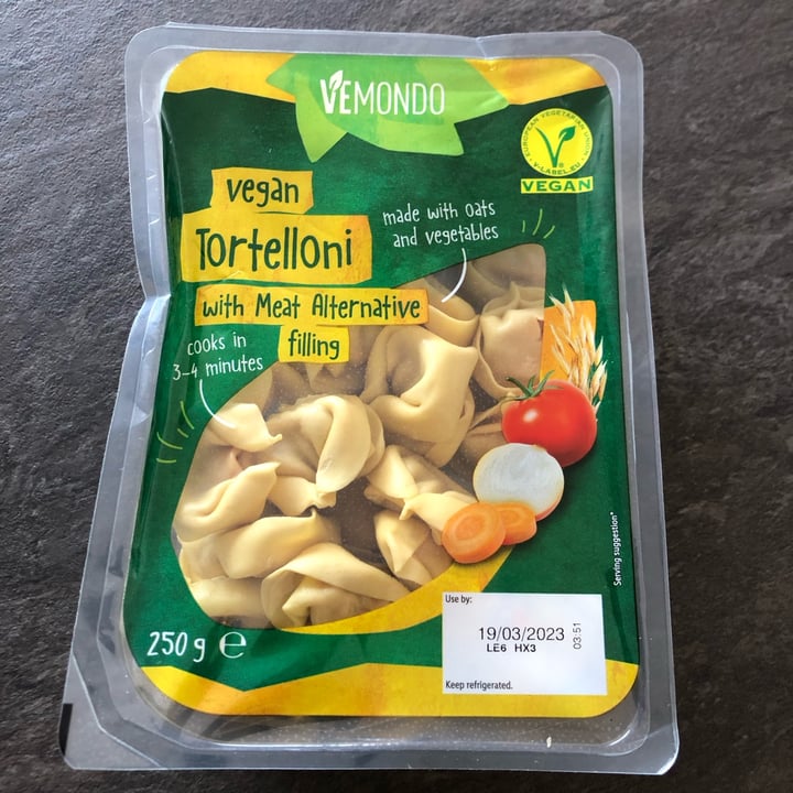Vemondo vegan tortelloni with meat alternative filling Review abillion