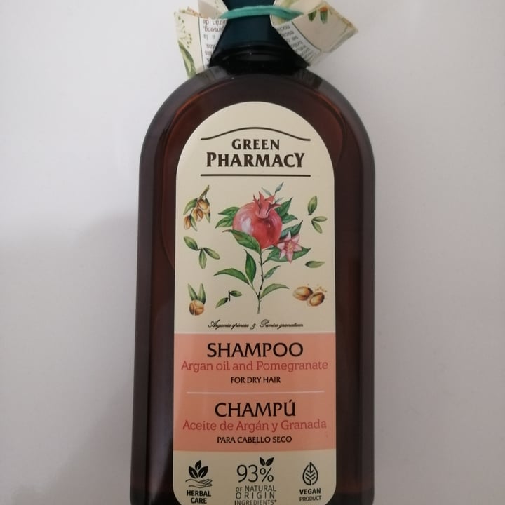 photo of Green Pharmacy Champú de aceite de argan y granada shared by @ani16 on  14 Mar 2023 - review