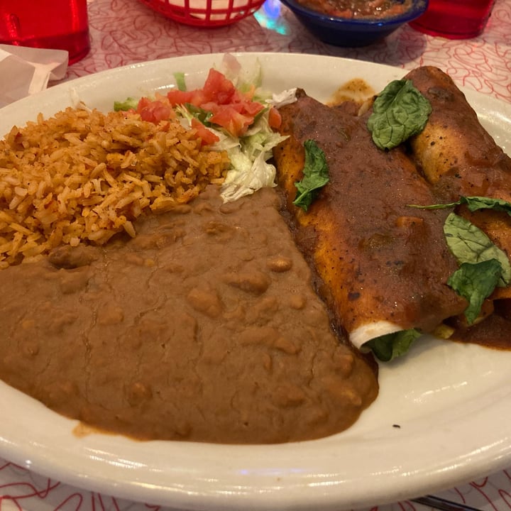 Chuy's Florence, United States Veggie Enchilada w/no cheese Review abillion