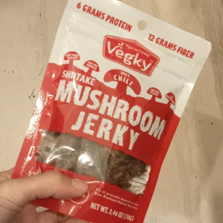 photo of Vegky Spicy Chilli Mushroom Jerky shared by @kismetcandle on  28 May 2023 - review