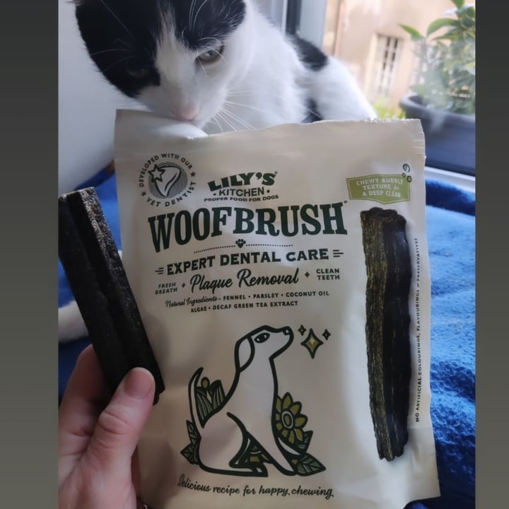 Lily's Kitchen Woofbrush dental chews Review abillion