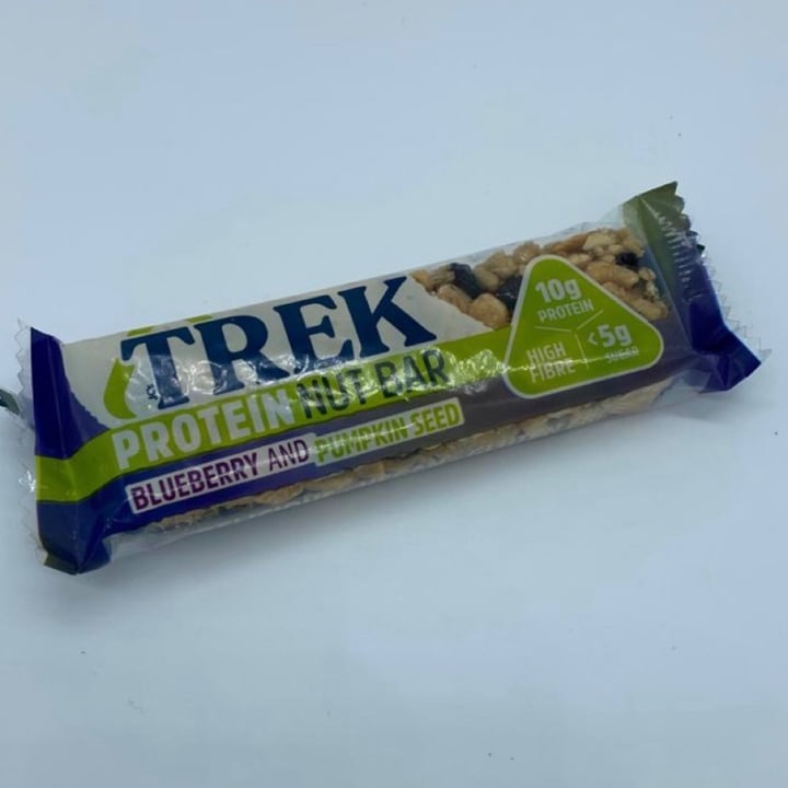 trek protein nut bars blueberry and pumpkin seed