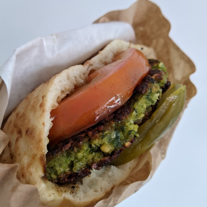 Miznon Singapore Outram, Singapore Falafel Burger (Veganized) Review ...