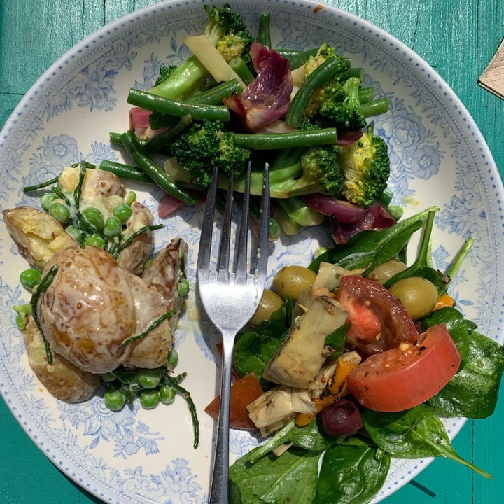 Fields Bar & Kitchen Holborn, United Kingdom Salad Review abillion