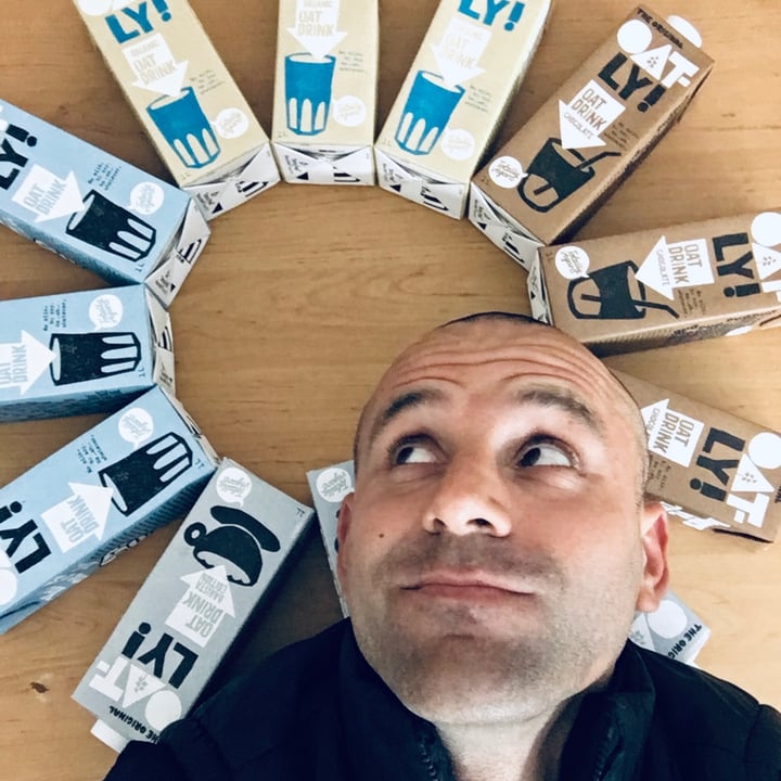 review photo of Oatly Avena Avoine shared by @theconscioushustle on 02 Sep 2021 - review