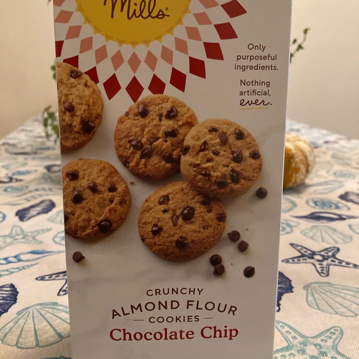 Simple Mills Almond flour Chocolate Chip Cookies Review abillion