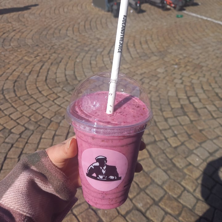 review photo of JOE & THE JUICE Red Supreme shared by @leka on 30 Jun 2022 - review