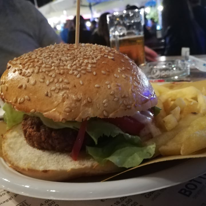 Boomerang Rimini Risto Pub con musica Rimini, Italy Vegan Burger