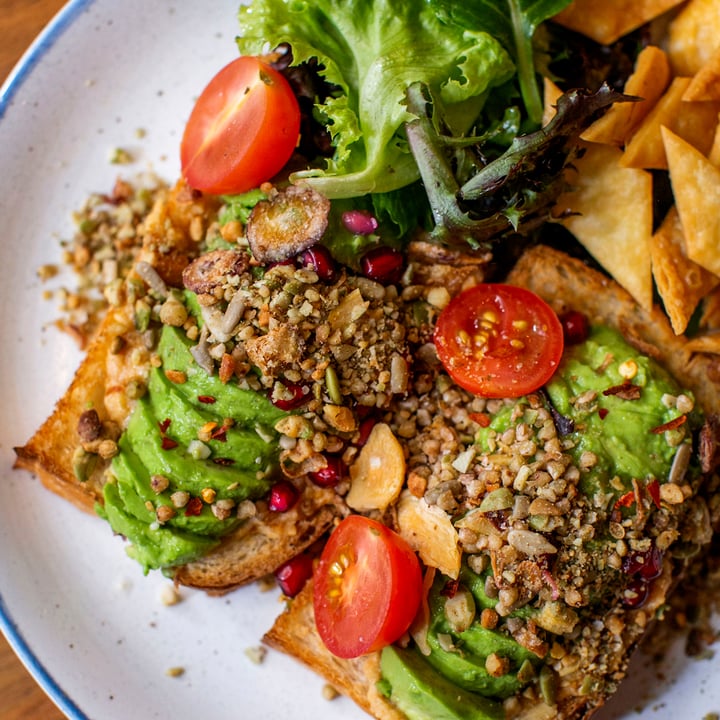 Privé Wheelock Middle Eastern Avocado Toast Reviews abillion