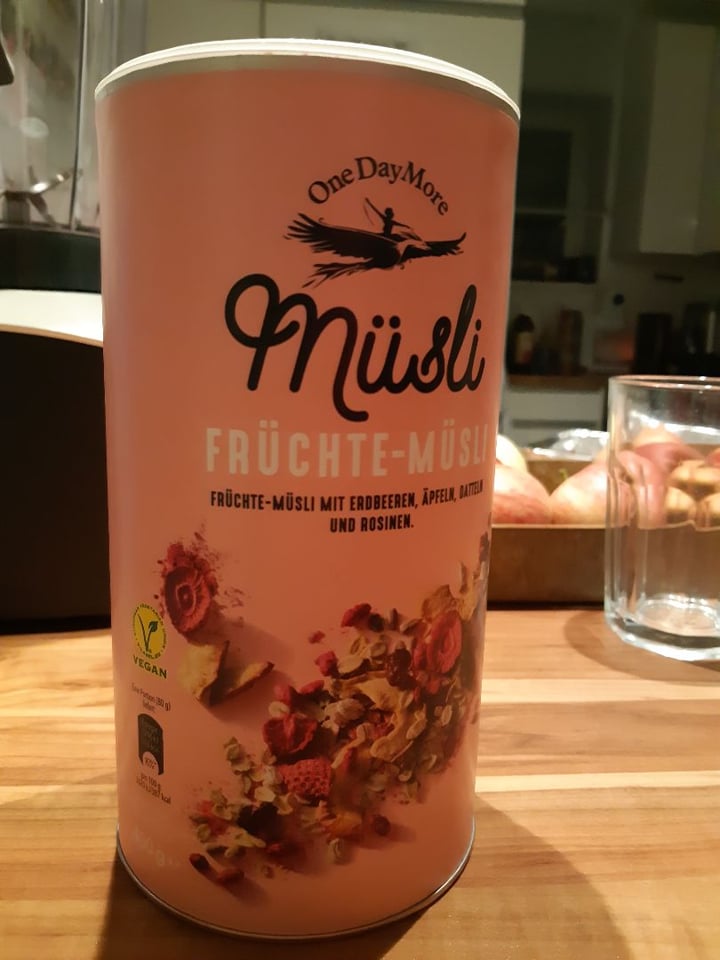 review photo of OneDayMore Früchte Müsli shared by @mokina360 on 13 Feb 2020 - review