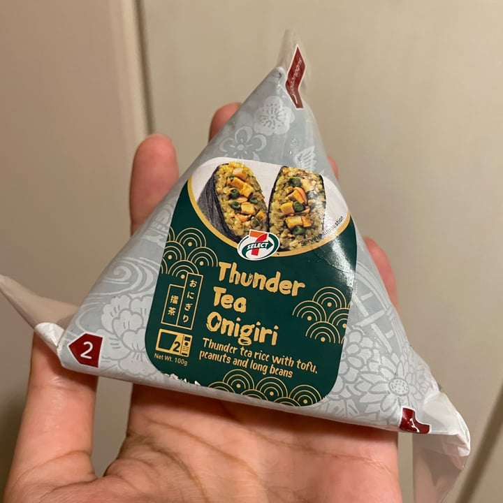 review photo of 7-Eleven Thunder Tea Onigiri shared by @vishakha on 26 Aug 2022 - review